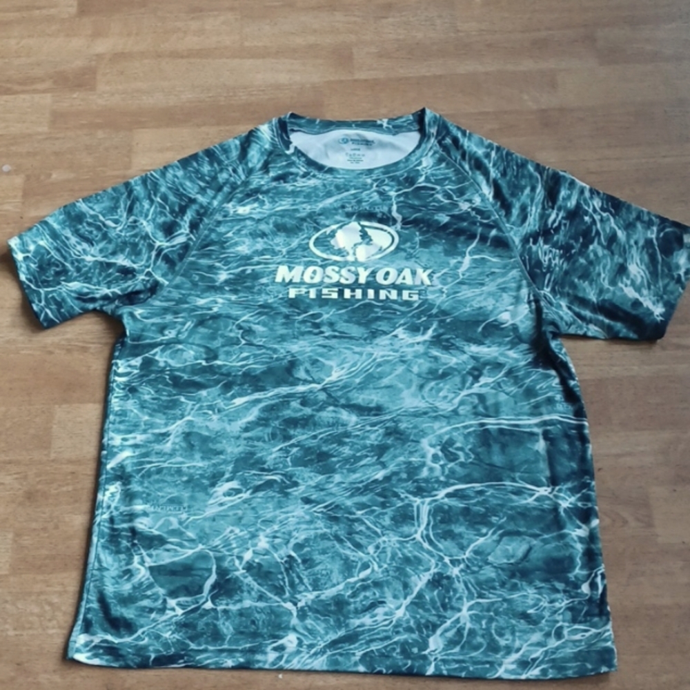 Mossy Oak Fishing Shirt green men's size large